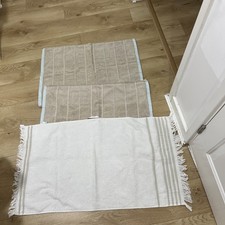 X3 Towels 2 DKNY Hand Towel