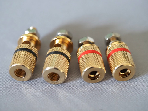Speaker binding posts - binding,