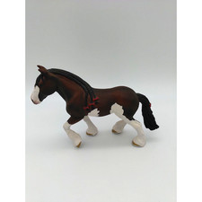 2015 SCHLEICH D-73527 Horse, Clydesdale Brown/White Braided Mane Red Bows