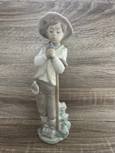 Nao lladro shepherd - by,