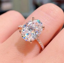 3.0 Ct Oval Cut Moissanite