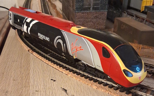 Hornby virgin alstom - hornby,