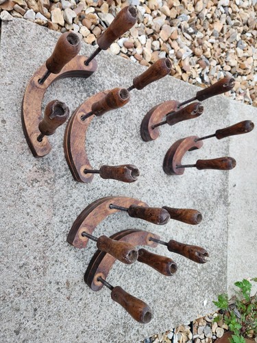 Viola clamps old - viola, clamps.