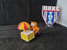 Ertl Diecast Garfield Figure &