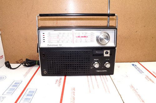Vintage portable radio - portable,