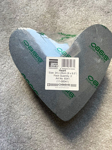 Oasis foam heart frame bases - frame,