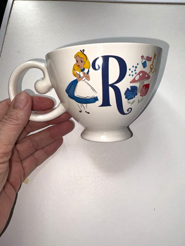Disney alice wonderland - alice,