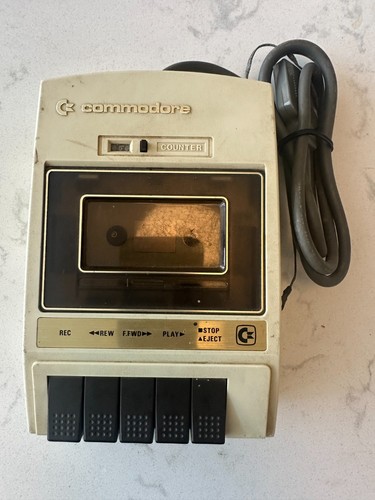 Early commodore pet style - commodore, "pet