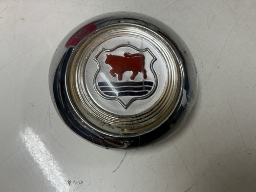 Vintage morris bonnet badge - morris,