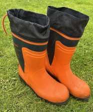 Stihl chainsaw boots size - chainsaw,