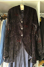 Privatsachen Peplum Floral Velvet Jacket. OSFM