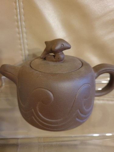 Yixing zisha clay teapot - clay,