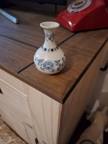 Hand painted small - ,