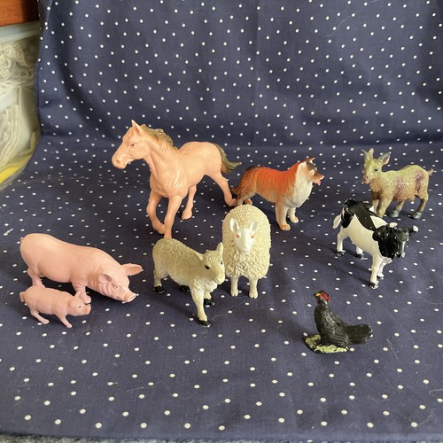 Bundle plastic farm animals - plastic,