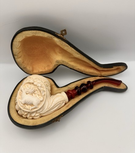 Master sevket hand carved - hand,