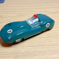 CG40: Scalextric Lister Jaguar