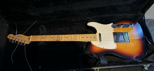 Fender tele comes with amp - fender,