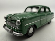 1:76 Classix Ford MK1 Consul Green EM76801 - Boxed