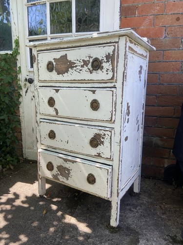 Vintage chest drawers - vintage, of