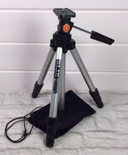 SLIK Compact Tripod Light weight of 600g - Easy To Carry - 33cm to 100cm