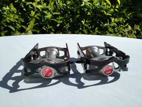 Atom 600 pedals - 600, bike