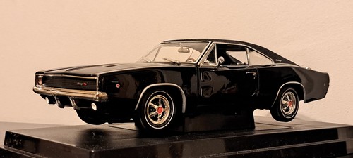Scale 1968 dodge charger - 1/18,