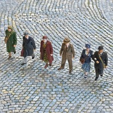 FG44 - 1940s Pedestrian