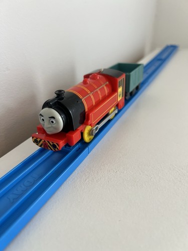 Trackmaster tomy victor train - tomy,