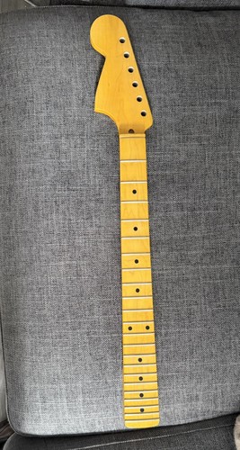 Fender jaguar neck inch - fender,