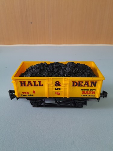 Gauge lima wagon with coal - gauge,