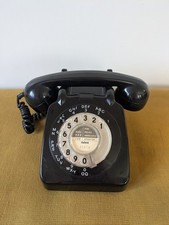 Black GPO 706 rotary telephone