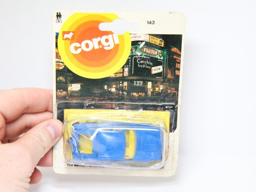Corgi juniors 143 rover - juniors, no