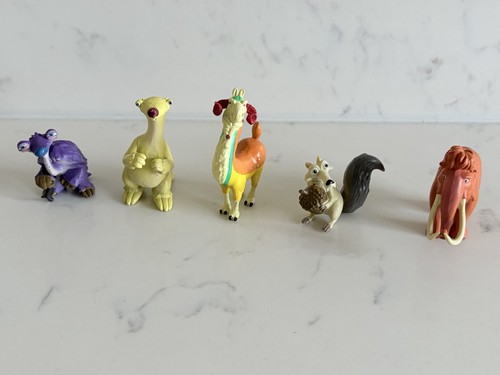 2016 ice age small figures - age,