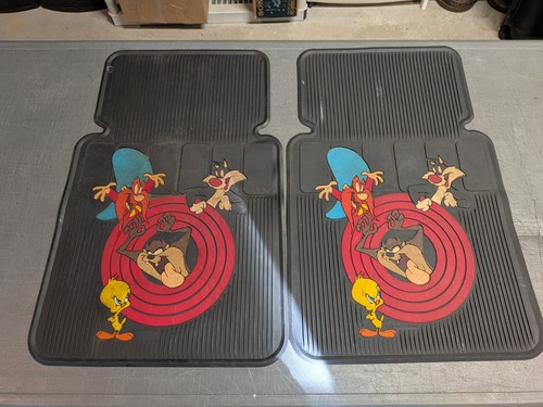 Vintage looney tunes car truck - vintage,