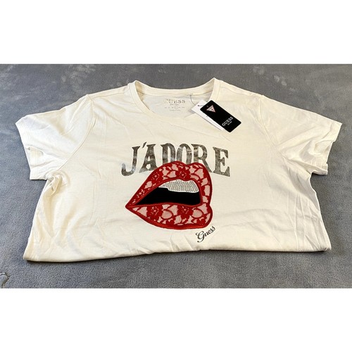 Nwt guess adore lips - nwt,