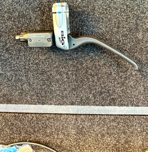 Big twin master cylinder left - big,