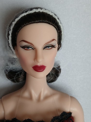 Fashion royalty - -,
