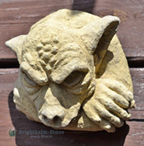 Gargoyle face wall plaque