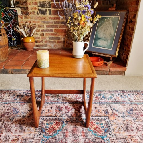 Plan astro teak side table - g,