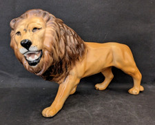 Beswick Lion Figure Facing