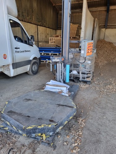 Orion pallet wrapper - pallet,