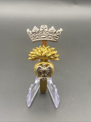 British army cap badge royal - -,