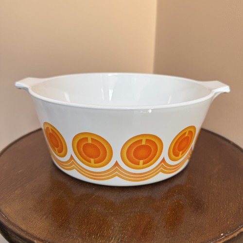 Vintage pyrosil casserole dish - vintage,