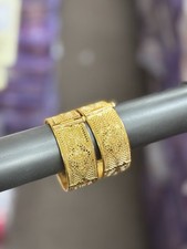 asian indian pakistani 22karat