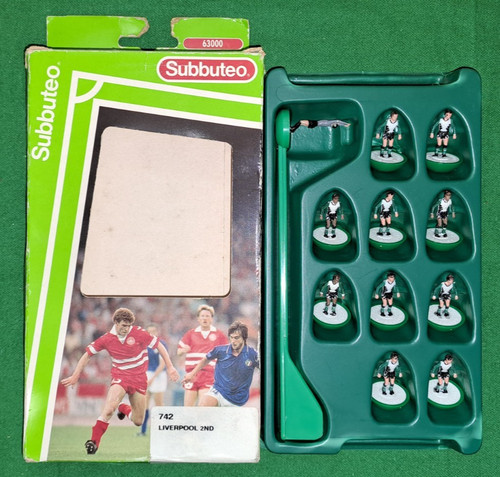 Boxed subbuteo 742 lightweight - subbuteo,