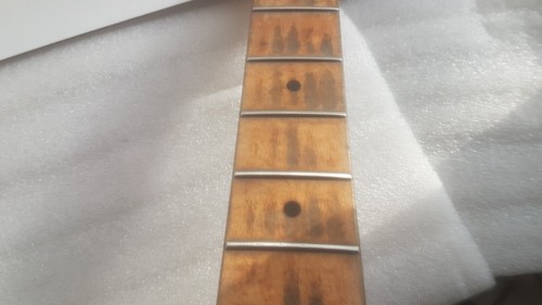 Fender strat neck heavy - -,