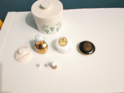 Carltonware guinness pot and - pot,