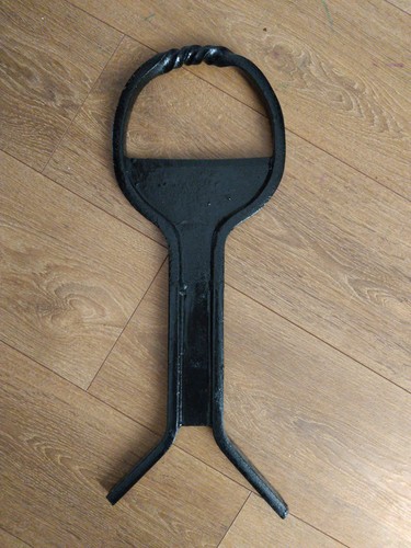Cast iron boot - cast,