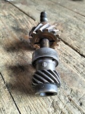 Triumph TR5 And TR6  Drive