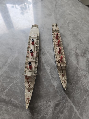 Triang minic ships 703 - triang,